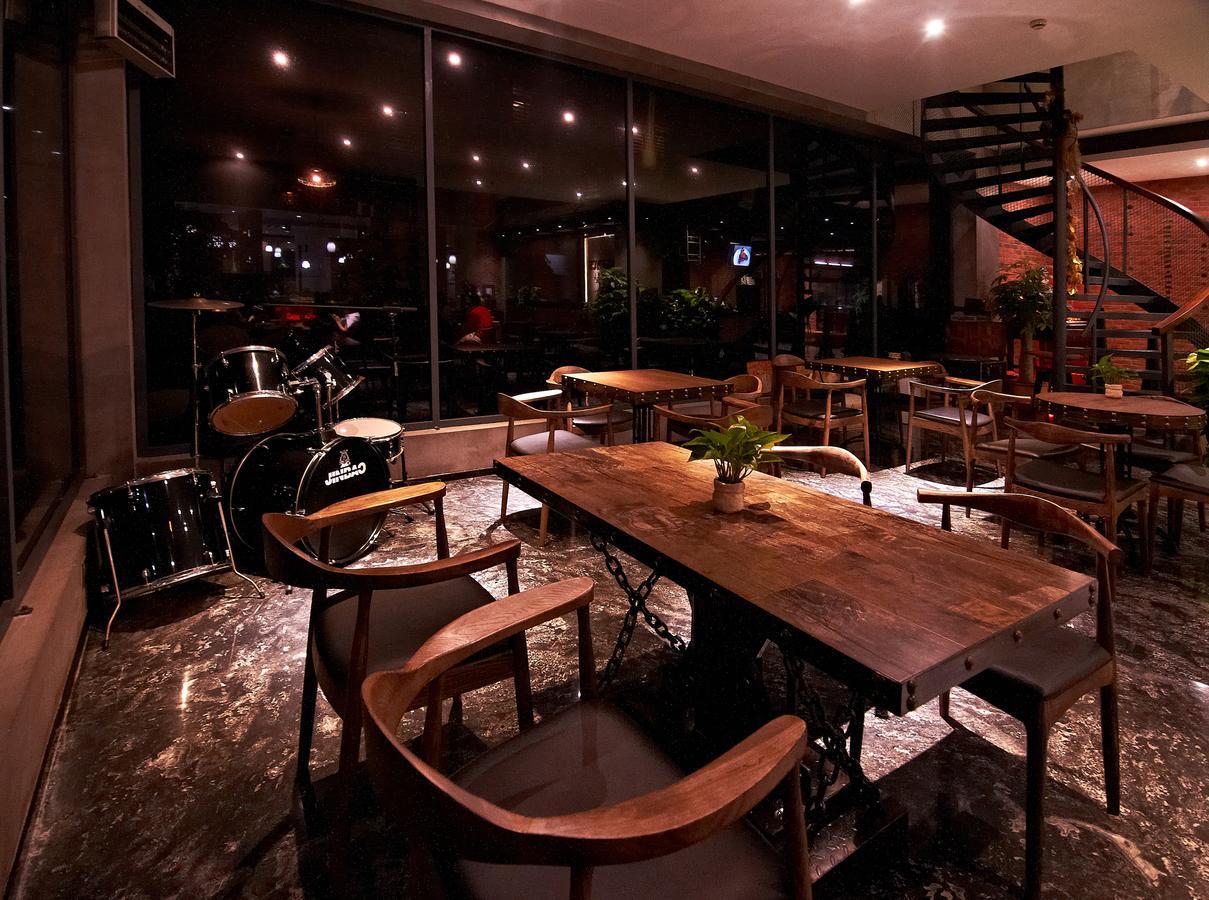 James Joyce Coffetel Hotel Guangzhou Shi Jing City Square Branch ภายนอก รูปภาพ