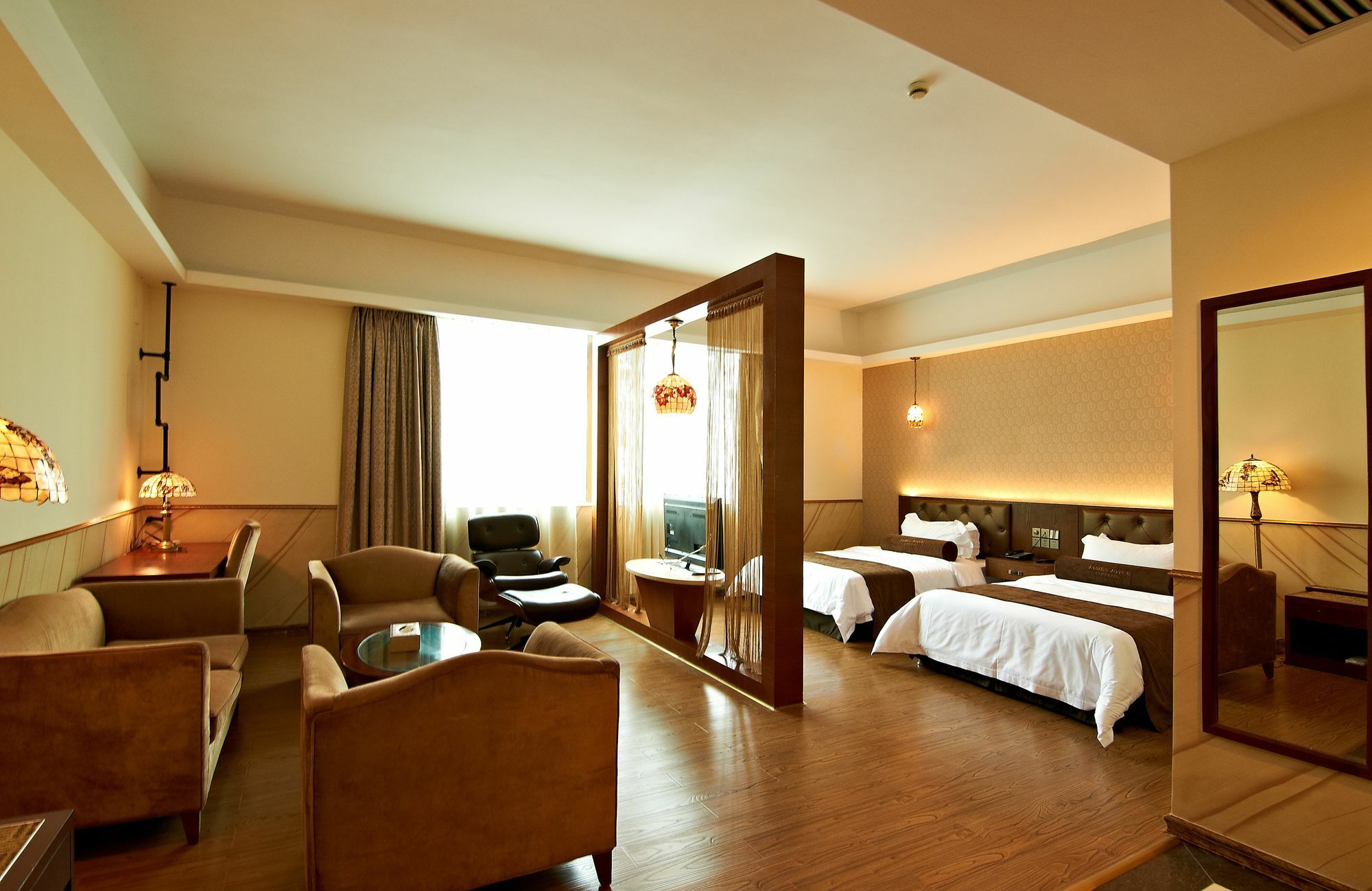 James Joyce Coffetel Hotel Guangzhou Shi Jing City Square Branch ภายนอก รูปภาพ