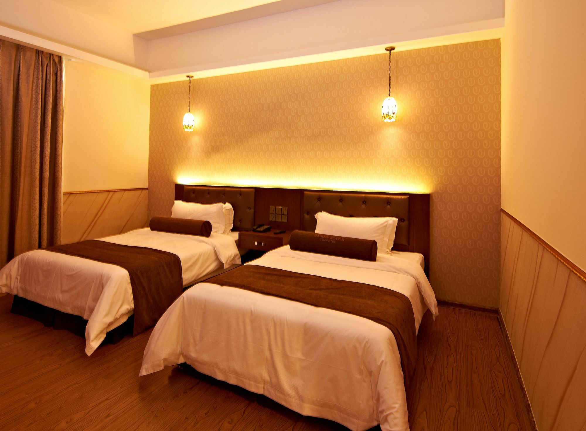 James Joyce Coffetel Hotel Guangzhou Shi Jing City Square Branch ภายนอก รูปภาพ